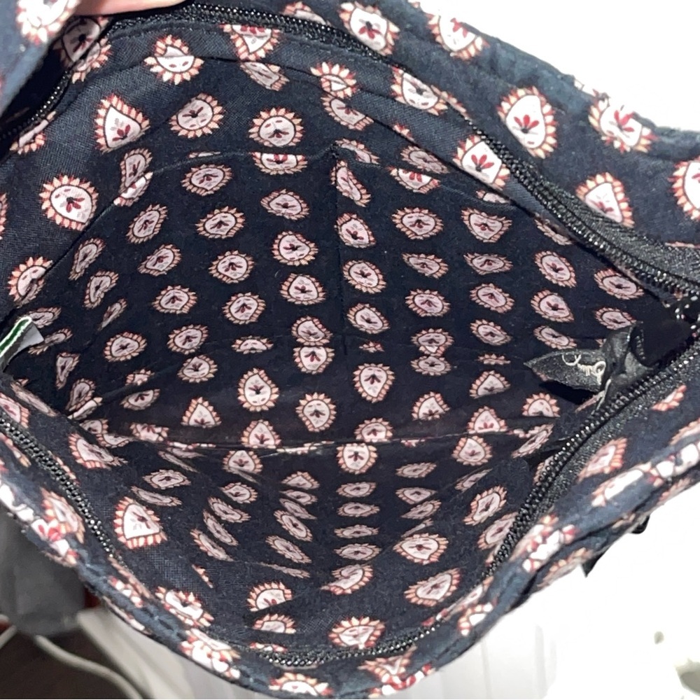 Vera Bradley Hipster Crossbody Retired Classic Black Paisley Pattern Quilted - Picture 8 of 13